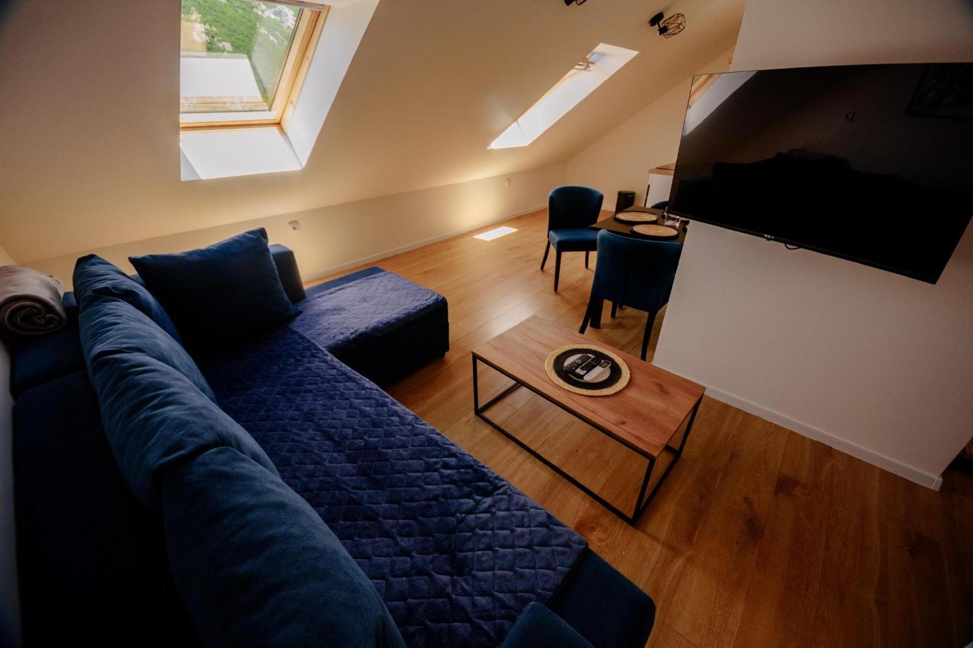 Loft Apart ปลูชิเน ภายนอก รูปภาพ